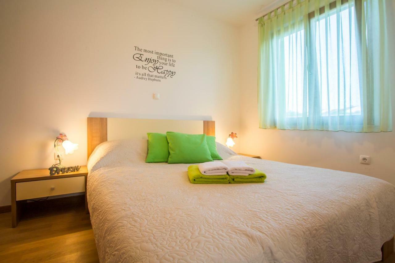 Apartman Irena Πούλα Εξωτερικό φωτογραφία